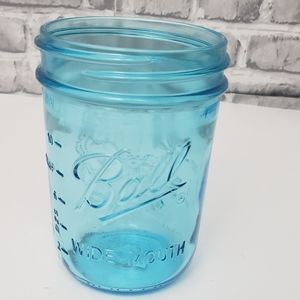 Ball jar